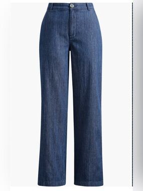 Madewell Zoe Relaxed Straight
Leg Jeans Color Light Rise Size 8